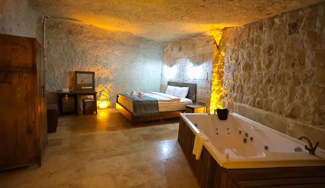 Kayaharman Cave Suites