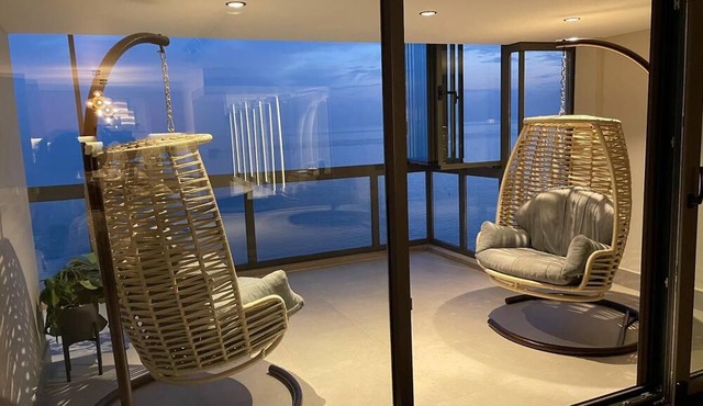 Luxury Family Vacation Rental - Centrally Located!