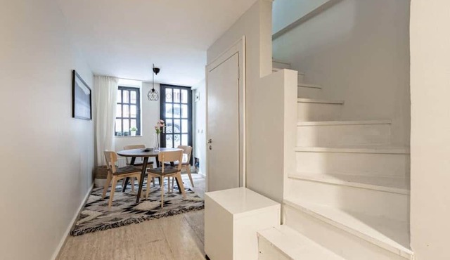 This house is a 3 bedroom(s), 1.5 bathrooms, located in Beşiktaş, İstanbul. in Besiktas