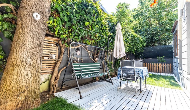 Flat w Garden 10 min to Bull Statue in Kadikoy in Istanbul