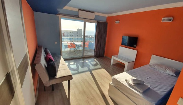 Dolly Apartments