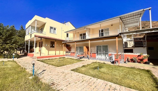 Adrasan Parlak Evleri