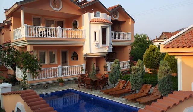 Dalyan Palace
