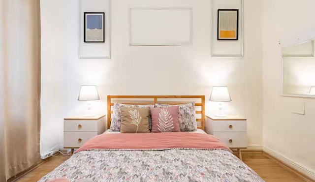 2-bedroom apartment in peaceful İstanbul with air conditioning in İstanbul