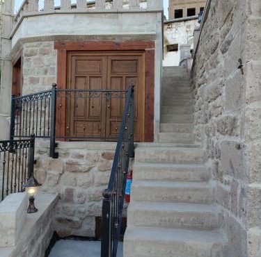 Cave House Konak
