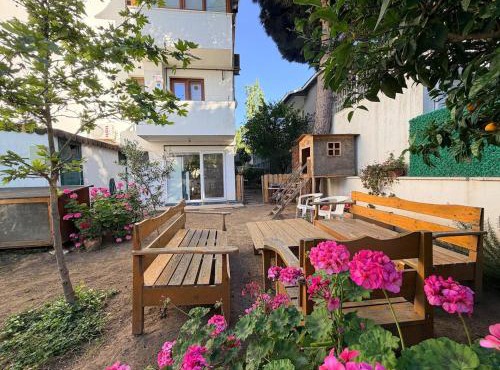 Duriye s House Cozy House with Garden in Urla in Urla