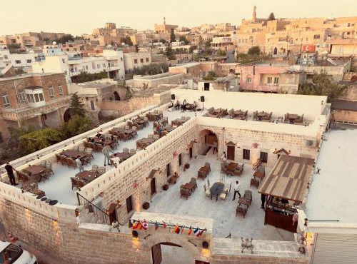 ŞAHMERAN OTEL & Cafe