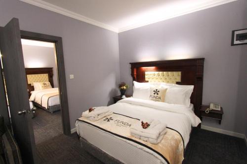 Funda Hotel