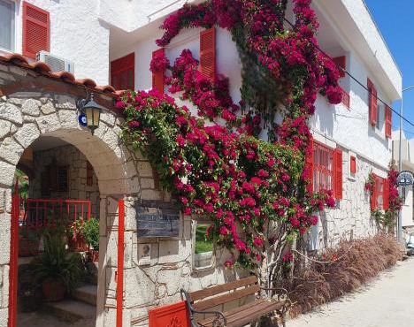 BADEMİÇİ OTEL in Alaçatı