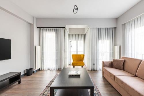 Duplex Penthouse wparking 3BD2Bath Views! #340