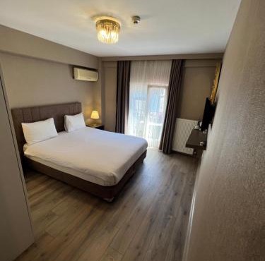 Flower Palace Hotel in Istanbul