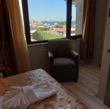 Peker Hotel