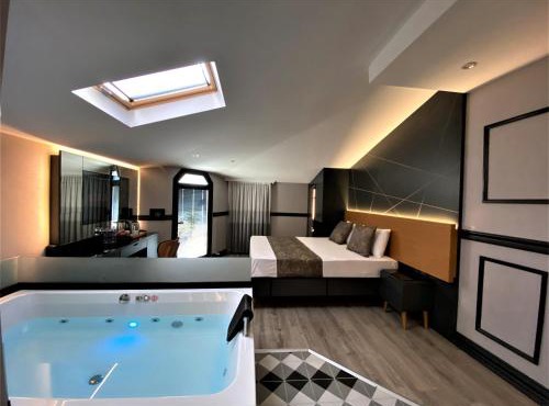 Confores Hotel