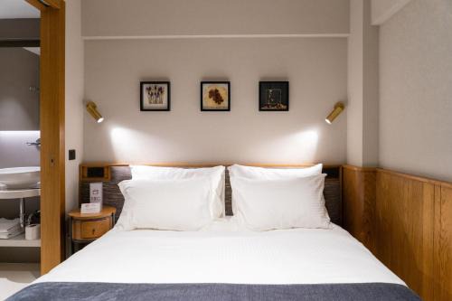 MEG HOTEL