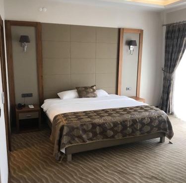 YZE Pırlanta Hotel
